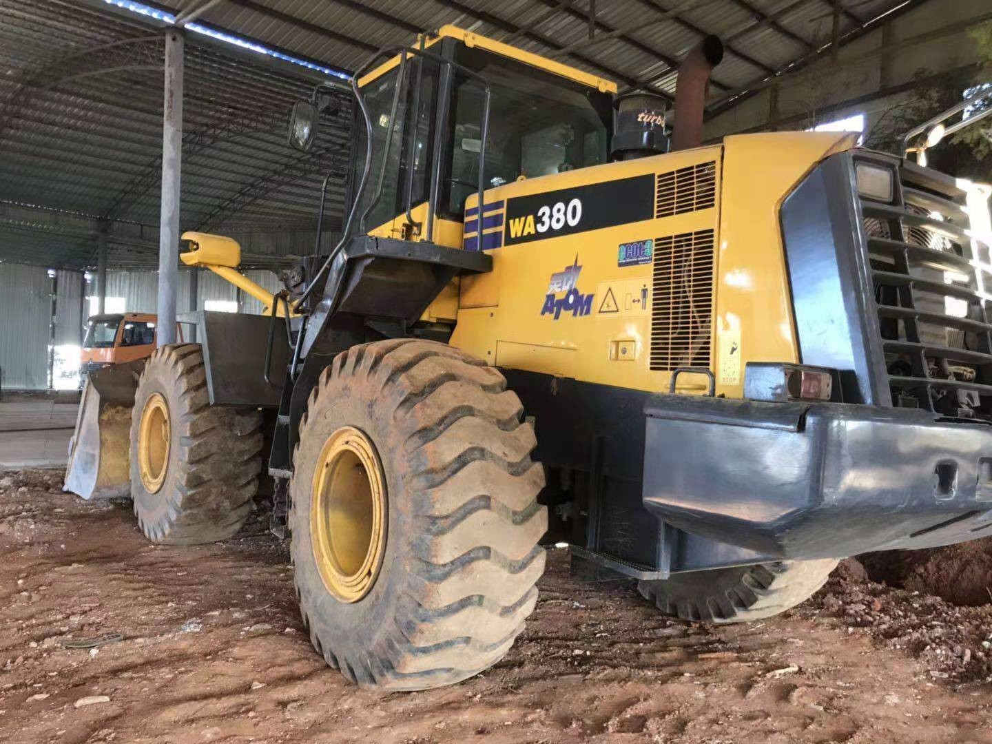 168000N Digging Force 16T Komatsu WA380 Wheel Loader