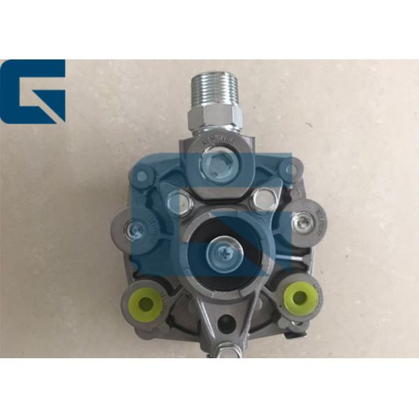 China KOMATSU Relay Valve Assy 561-35-61601 5613561601 factory