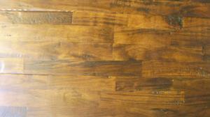 China Acacia Solid 3-strips, hand-scraped,distressed,UV lacquer factory