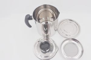 China 1.6L New design stainless steel cooking oil jar oil strainer pot with lid and base factory