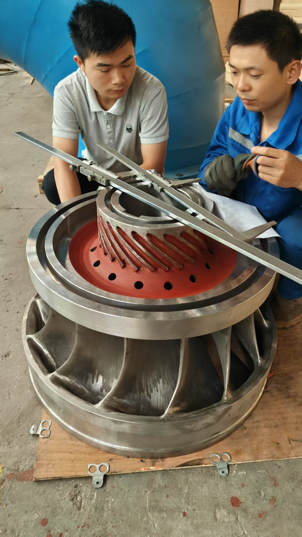 Customized Blade Dimensions Stainless Steel Hydro Turbine Runner for and Environmentally-Friendly Power Generation