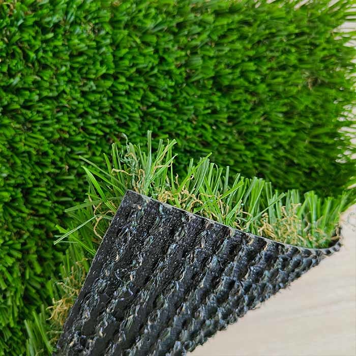 32mm Low Shrinkage Leisure Landscape Artificial Turf With PU Adhesive And Double PP Backing