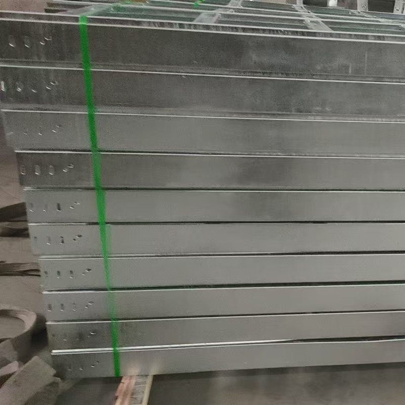 High Corrosion Resistance Ladder Cable Tray Long Lasting Performance 3m-6m Length