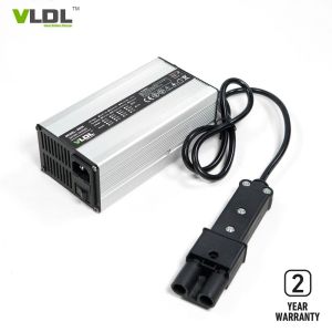 Smart 12V 15A Lead Acid Battery Charger 14.7V CC CV Charging