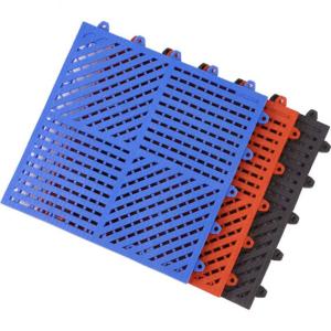 China Interlocking Swimming Pool Anti Slip Mats 250MMx250MM 13MM Thick factory