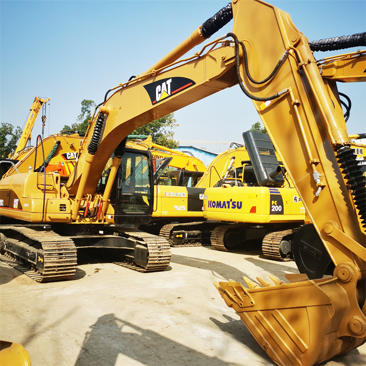 Original Hydraulic Cylinder Used CAT320C 20t Excavator for Mine Exploitation in Africa
