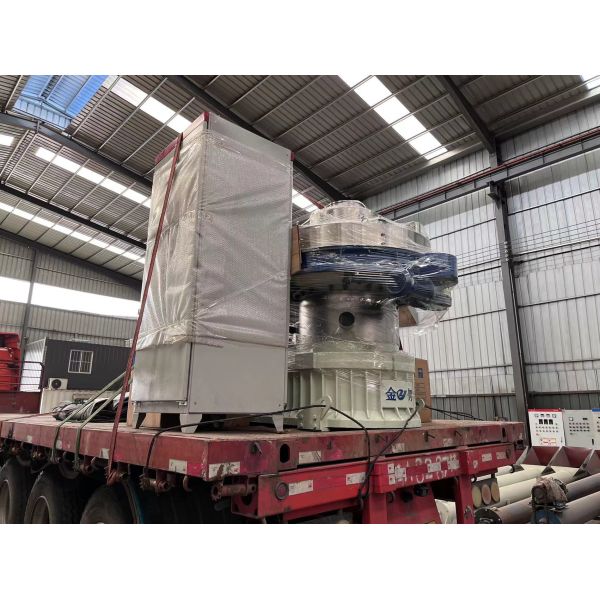 Air-Cooled Radiator Cool Down The Gear Oil In Wood Pellet Making Machine 2 Years Gear Warranty