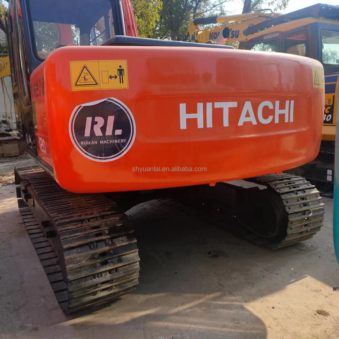 12T Hitachi EX120 Excavator Suitable for Various Applications and Projects