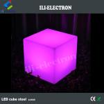 PE Material Light Up Cube Chair , Illuminated Outdoor LED Cube Seat