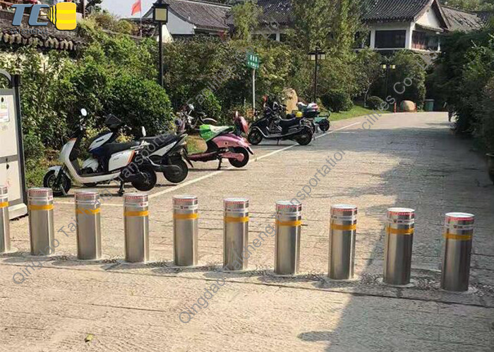 Automatic Steel Bollard With 3.5s Opening Speed IP68 Protection -40-70℃ Thermal Protection