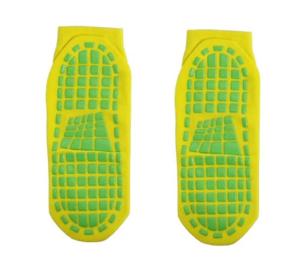 China Yellow Kids Non Slip Grip Socks Trampoline Children's Slide Gripper Socks For Teenagers factory