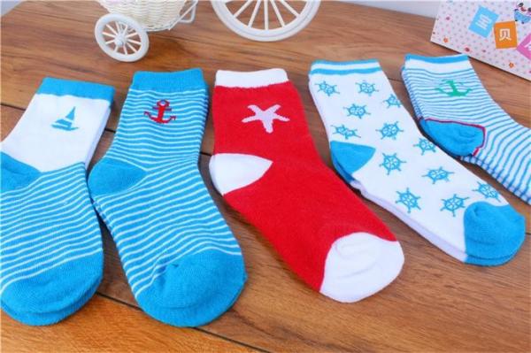 High quality colorful jacquard christmas design cozy winter cotton terry socks