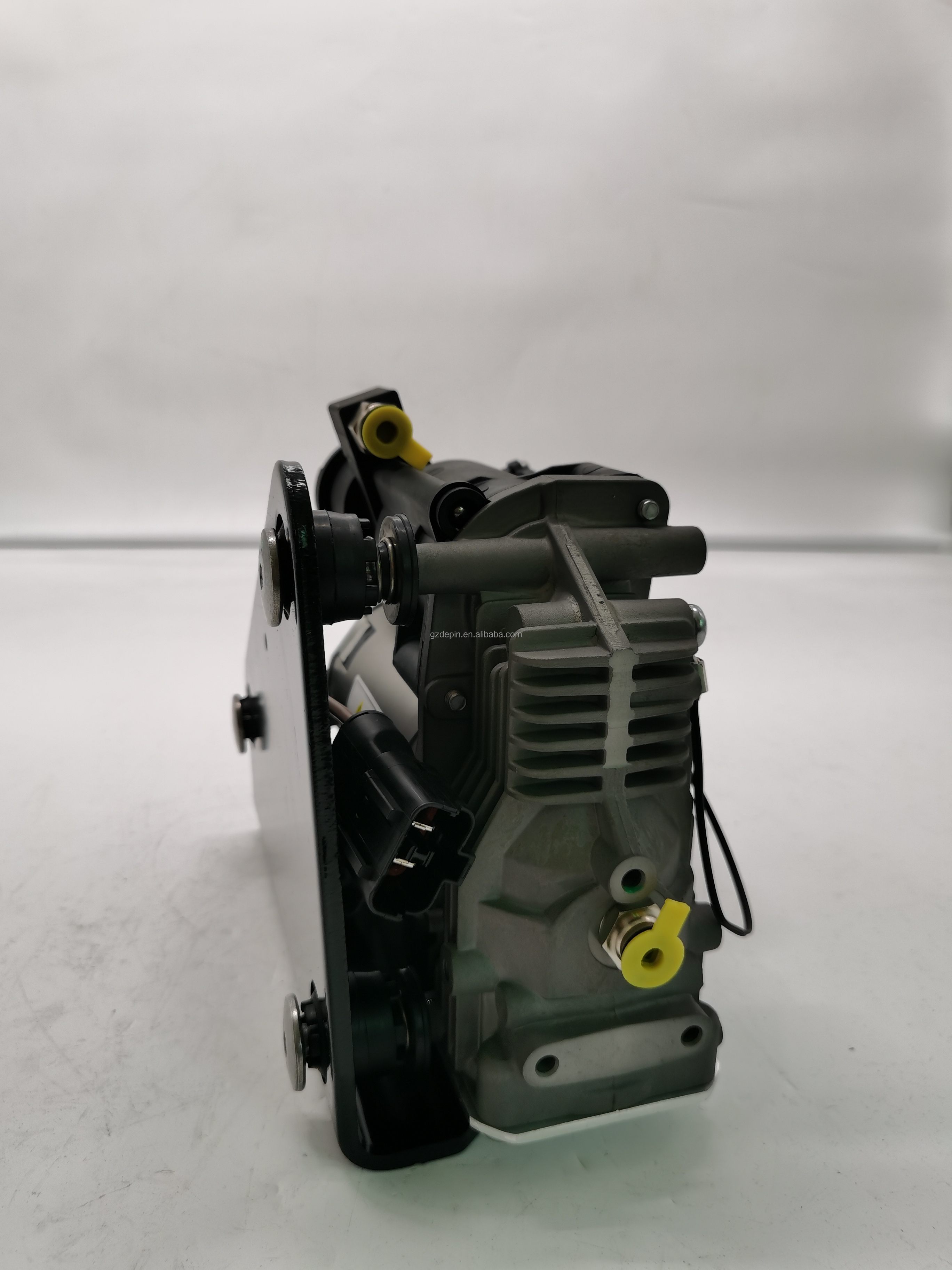 Land Rover Discovery Air Suspension Compressor LR045251 LR072537 For 2002-2012 Models