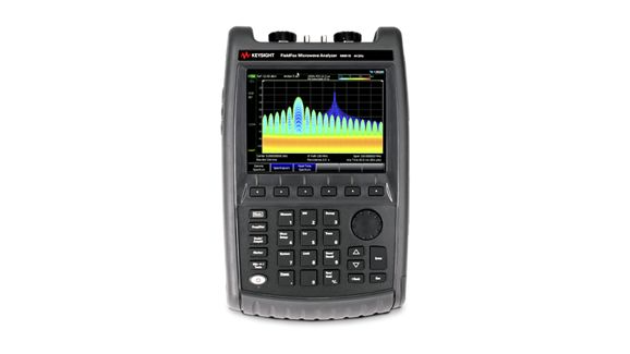N9951B FieldFox Handheld Microwave Analyzer, 44 GHz for Customizable Microwave Measurements