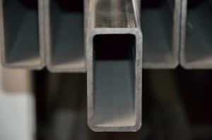 China Anti Moisture Welding Rectangular Steel Pipe Q195 / Q235 Material Durable factory