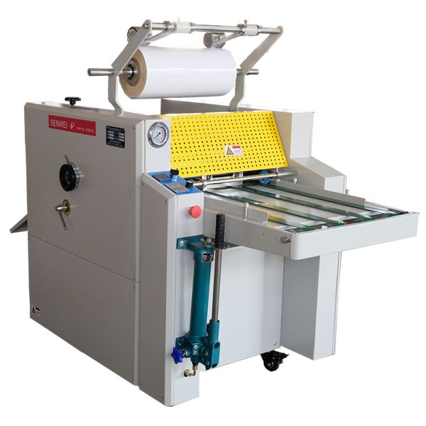 China Automatic Cut Bopp Thermal Film Laminating Machine With Overlap FM520C factory