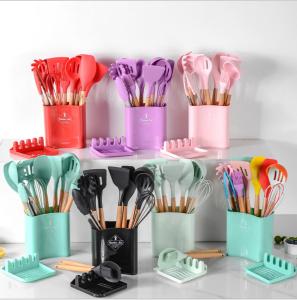 China Kitchen Silicone Spatula Set With Wooden Handle Shovel Spoon Food Holder Egg Beater Kitchen Tool Set factory