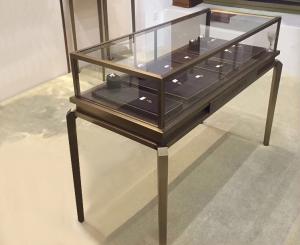 China Multi Color Glass Jewelry Display Case / Modern Jewelry Showcases Luxury Style factory