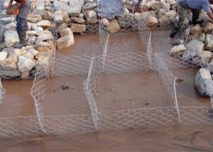 China Silver Metal Gabion Baskets Corrosion Resistance 3*1*1 Meter Long Life Span factory