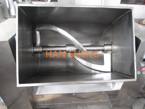 Slot shape powered mixer
