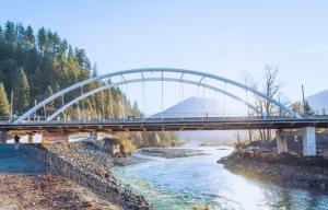 China AISI Q355 Steel Arch Girder Bridge Continuous Plate Weather Resistant factory
