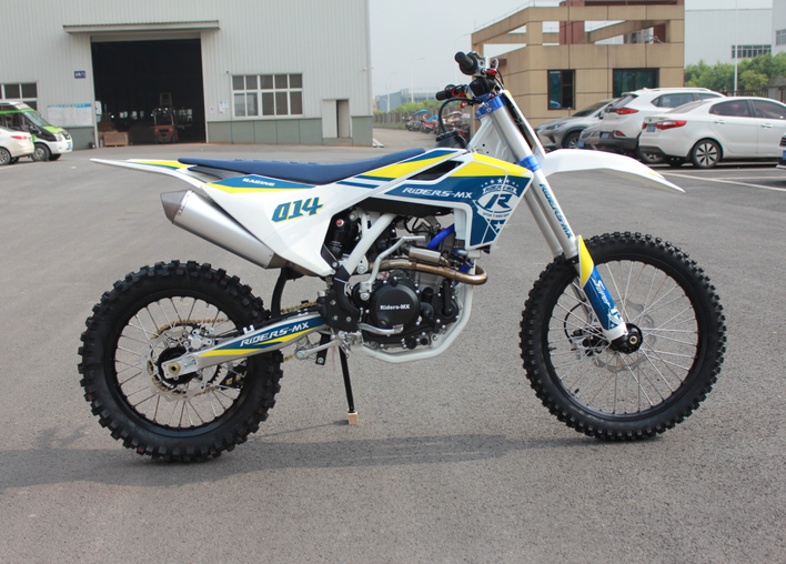 Super New 450cc Enduro motorcycle