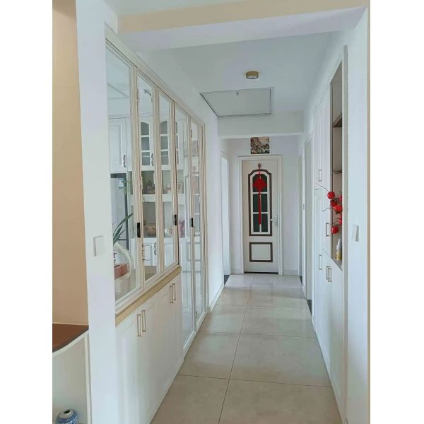 Prism Historical Folding Window Recreating 19th Century Glass Distortion Effects