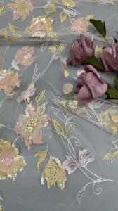 China Embroiderey Lace Fabric Beaded Sequin Floral Elegant And Breathe Luxury Occasion Fabric factory