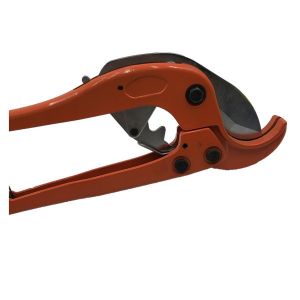 Plumbing Plastic Pipe Cutter Toolstation HT63B Pipe Cutting Tool