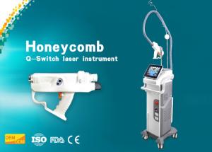 China Professional Q Switched Laser Tattoo Removal Machine With Ce Approved factory