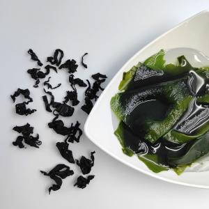 China Curly Black Cut Wakame Dried Seaweed Nutrient Rich Superfood For Digestion And Well Being factory