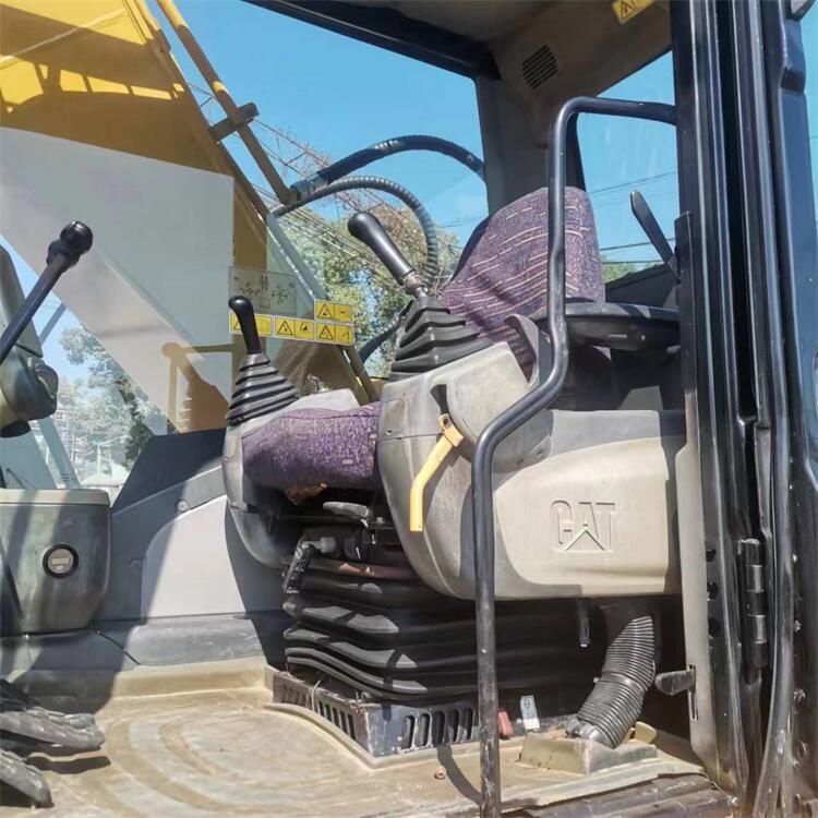 Original Japan Used CAT320D2 CAT320D Caterpillar Excavator Moving Type Crawler Chain