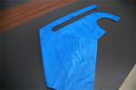 PE Material Flat Packed Disposable Plastic Aprons For Adults CE Certificate
