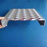 Thickness 2.0-4.0mm Grip Strut Plank Grating Diamond Plank Grating Slip