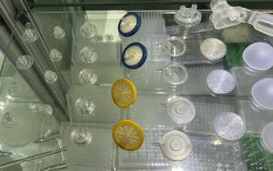 China Unscrew Cap Cosmetics Packaging Plastic Parts Injection Mold 3D Design Company Mould Customize Tooling DFM Manufacturer factory