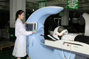 China Painless Neck Decompression Machine Decompression Traction System factory