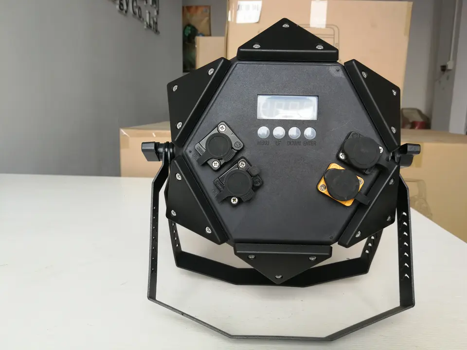 Lamp Body Material PVC High Brightness 3W LED Pixel Retro Illusion Light for Bar Stage