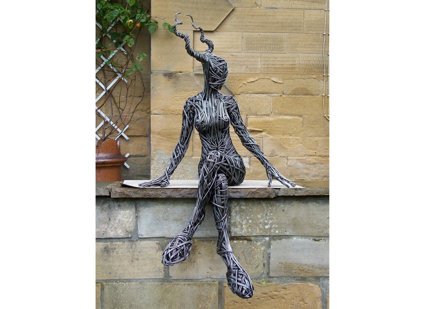 Outdoor Decoration Laser Cutting Stainless Steel Dancer Sculpture
