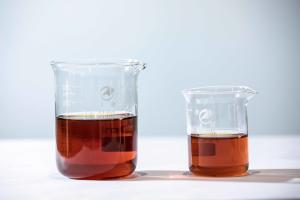 China Full Water Solubility Amino Acid Liquid Fertilizer with 50% Total Amino Acid Red Brown Liquid factory
