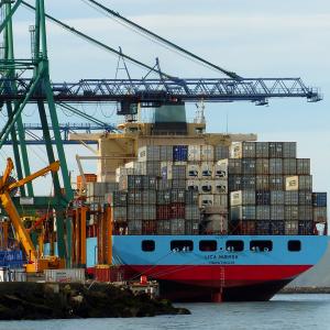 China From China To Saudi Arabia International Bulk Shipping Rates For Heavy Cargo factory