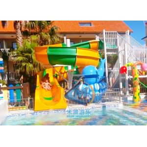 China Low Platform Curved Water Slide 1 Rider/Time Smooth Surface For Hotel Backyard Pool factory