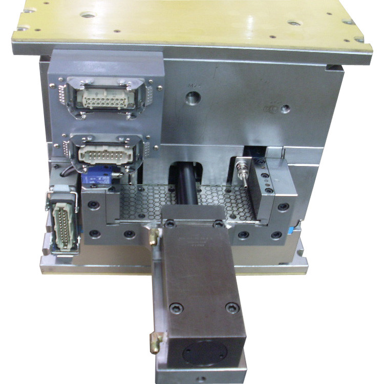 Injection Plastic Die Mould Manufacturer