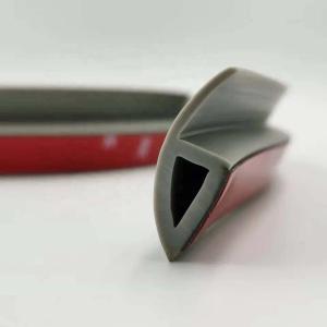 China Flooring Accessories PVC Floor Transition Strips for Durable Rubber Carpet Protection factory