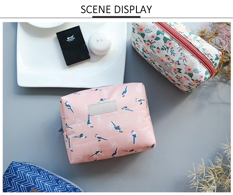 Lady'S Flower Pattern Polyester Cosmetic Makeup Bag