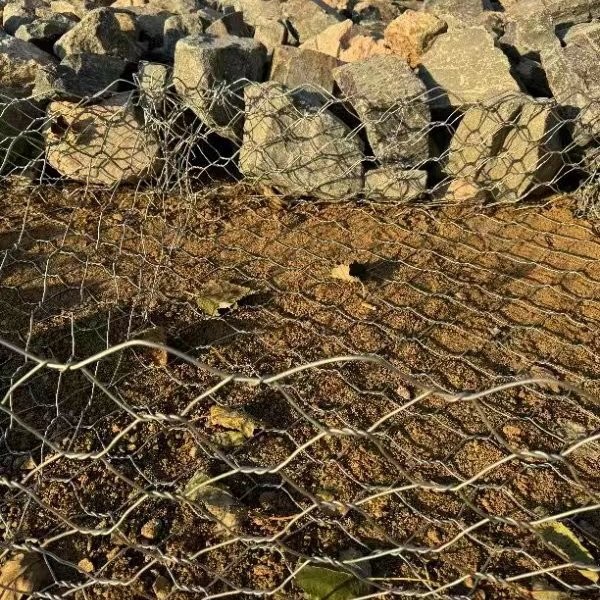 China 3.0mm 1x1x1m Gabion Box Retaining Wall Galvanised factory