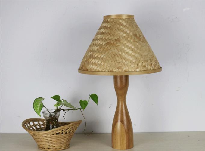 Natural Bamboo Rattan Table Lamp Rustic Style 2700K For Hotel