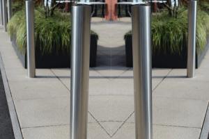 China Warning Role Safety Bollards Barriers , Strong Durable Reflector Pop Up Bollards factory