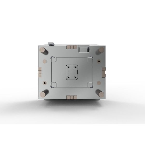 China OEM / ODM ： Precision Injection Molding & Transparent Medical Instrument PN-1692 (1*4) No.21067-B factory