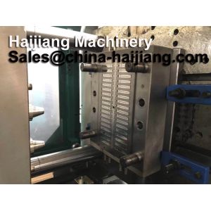 Hydraulic Syringes Injection Molding Machine With LCD Screen