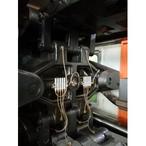 Chenhsong EM320 PET Injection Molding Machine 320 Ton Second Hand